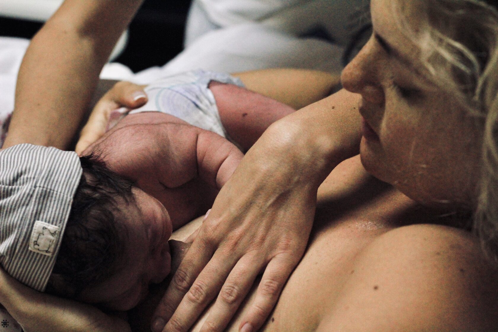 Послеродовая поддержка и ГВ